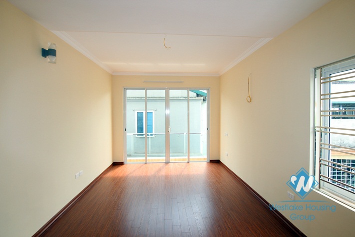 Brand new 3 bedrooms house for rent in Tay Ho, Hanoi 